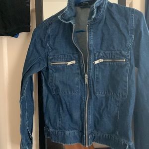 Womens jean jacket size small forever 21 bought for my daughter didn’t fit